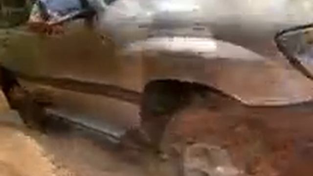 Toyota Land Cruiser 105 series смотреть онлайн