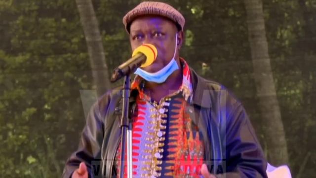 OBURU EXPOSES RUTO WHILE INTRODUCING ODINGA FAMILY MEMBERS смотреть онлайн