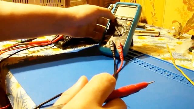 Наглядный пример того  какой показатель измерения мы имеем на мультиметре в режиме диодной прозвонк