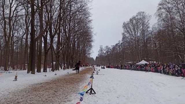 "Шуми, Масленица!" в ЦПКиО. Казачья джигитовка от КДЦ "Багмут" смотреть онлайн