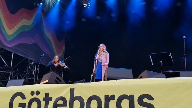 Sofia Karlsson - Dalarna Från Ovan (Live Göteborgs Kulturkalaset 2018-08-14) смотреть онлайн