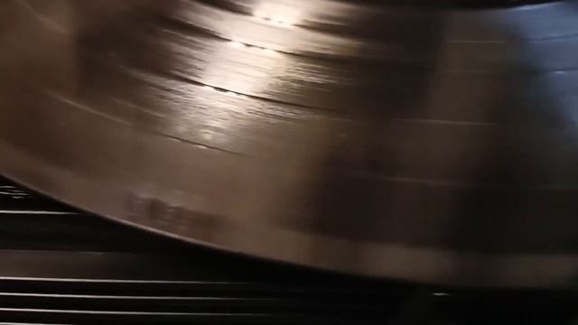 Самый доступный виниловый  проигрыватель Ritmix LP-200B Black