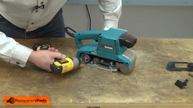 Makita Belt Sander Repair - Replacing the Driving Roller (Makita Part # 162217-4 ) смотреть онлайн