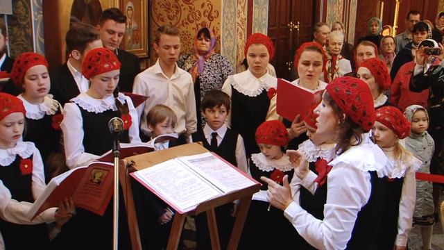 Песнопения за ПАСХАЛЬНОЙ Божественной литургией 4 смотреть онлайн
