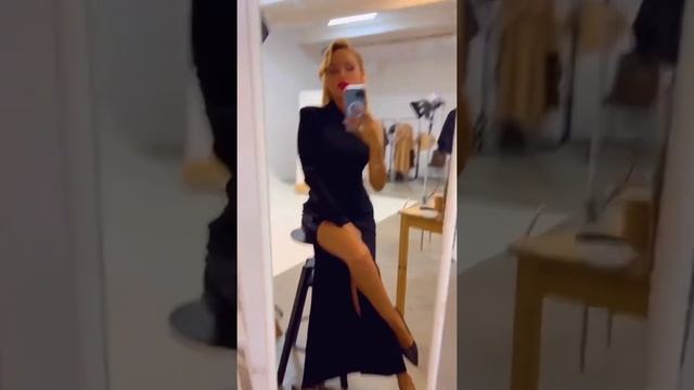 Анна Калашникова в бьюти модных образах смотреть онлайн