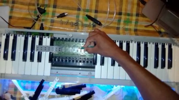 How To Repair a Roland Pc 180 Midi Keyboard