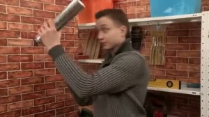 Как укрепить дюбель в большом отверстии