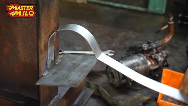 Tank engine rebuild & first start attempt! v55 (38.8 liter V12 diesel) смотреть онлайн