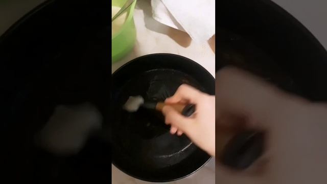 Яблочный пирог "Шарлотка" #яблочныйпирог #шарлоткасяблоками #шарлоткарецепт #пирог #пирогсяблоками смотреть онлайн