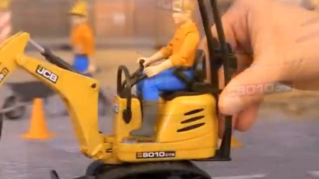 Bruder Внедорожник Land Rover Defender