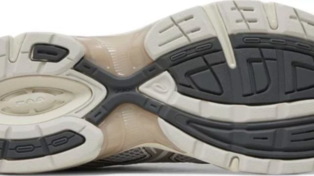 Топ 5 Самых дорогих Кроссовок 2023 года! смотреть онлайн