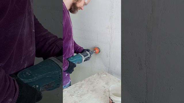 Ремонт своими руками. Продолжение!!!Вот так делаем отверстия под розетки))) смотреть онлайн