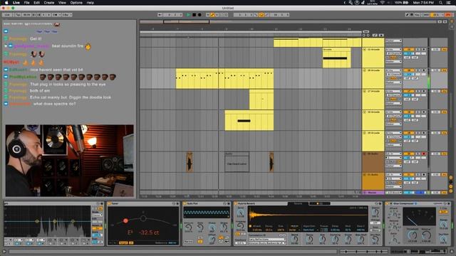 DECAP MAKES A FIRE BEAT IN ABLETON LIVE смотреть онлайн
