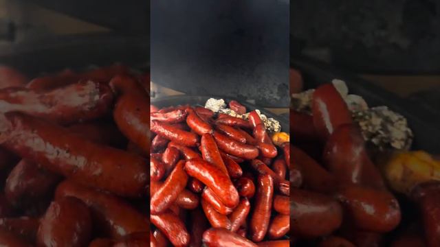 Easter Egg Sausage On Big Green Egg By WHO? The Brisket Boss. смотреть онлайн