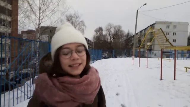 Мой друк упал в снег и сломал себе ногу!!!! смотреть онлайн