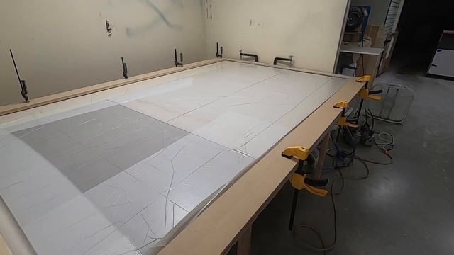 Фрезерую фасады и клею шпон. смотреть онлайн