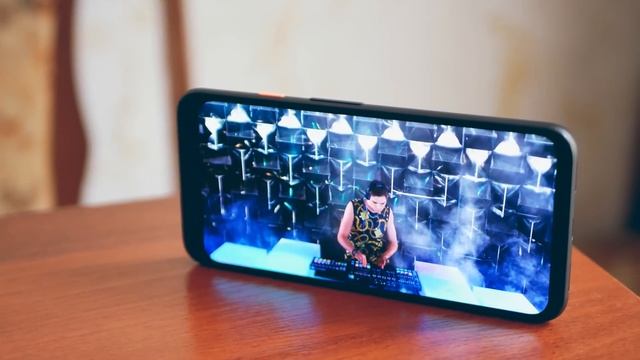 ДЕРЗКИЙ МАЛЫЙ! 2 месяца с Pixel 4 за 12K RUB с Али и 1 год мучений с Pixel 3A