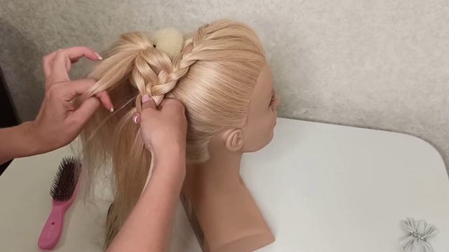 Быстрая причёска. Высокий пучок. смотреть онлайн