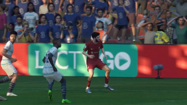 Coulibaly misses his header and Kvaratskhelia lets fly with an acrobatic finish at the far post! смотреть онлайн