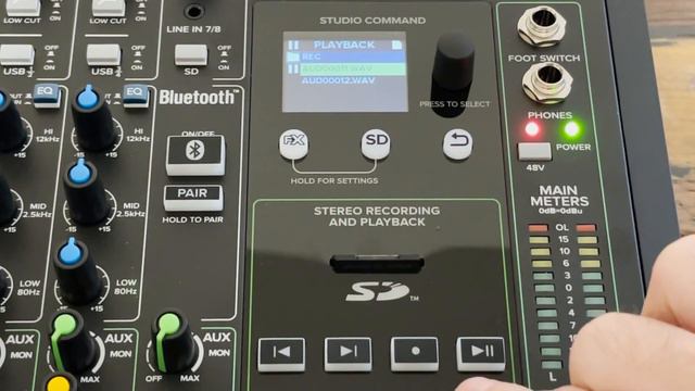 Mackie Onyx: студийные микшеры с многоканальной записью