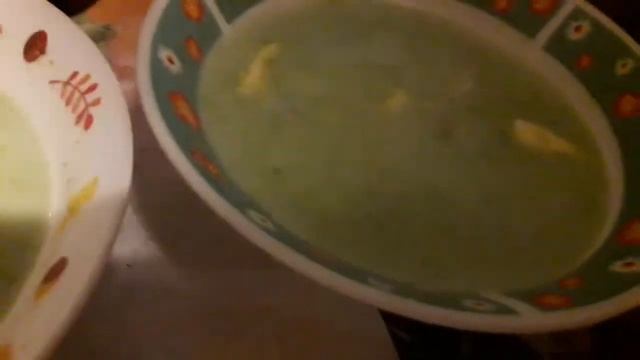 зеленый суп из горошка и кабачка часть 2