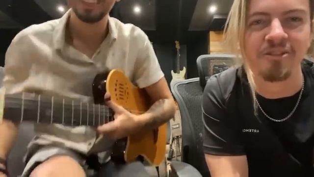 MP e Reinaldo (LIVE) Bachata Acoustic смотреть онлайн