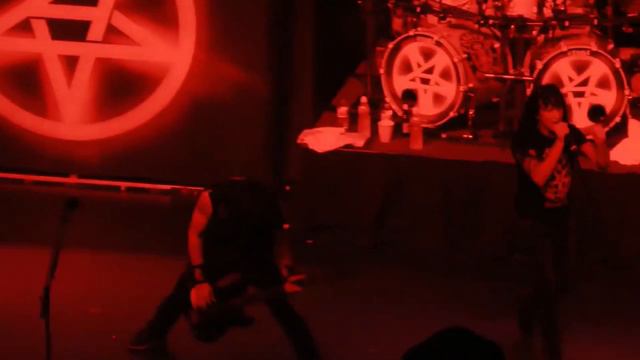 ANTHRAX - Among The Living" - Vancouver, BC (2012) смотреть онлайн