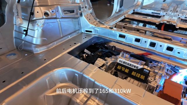 0-100仅需3.5s，售价20万不到？银河E8赛道试驾体验｜Geely Galaxy E8 Drive Test смотреть онлайн