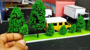 Сажаю ДЕРЕВЬЯ рисую РАЗМЕТКУ как сделать! Макет города для машинок моделек масштаб 1/43. Про машинки