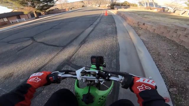 HIGH SPEED RACE! WHO WILL WIN? Motorcycle vs Electric RC Super Truck Offroad Race! смотреть онлайн