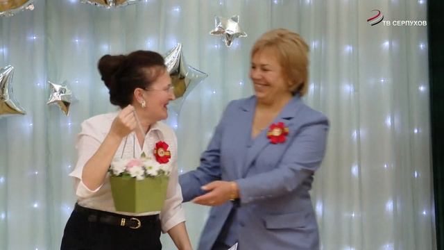 Школа №17 г.о. Серпухов отметила 60-летний юбилей смотреть онлайн