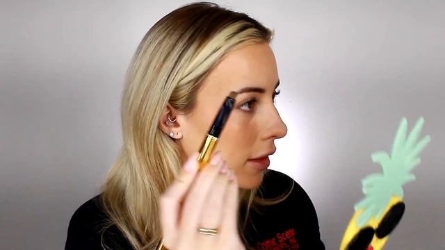 FIRST IMPRESSIONS! Trying And Reviewing New Makeup Products!