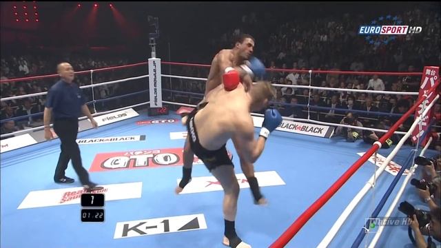 Бадр Хари vs Семми Шилт смотреть онлайн