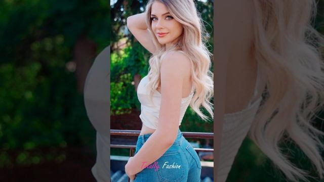 Christina LionsCat - Кристина Лайонс Кэт смотреть онлайн