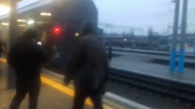 Встреча поезда номер 27 Москва - Симферополь станция симферополь 26.12.2019 смотреть онлайн