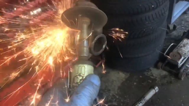 Mazda 5 Wheel Bearing Replacement(press in style) смотреть онлайн