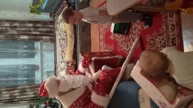 Дед мороз поздравления детей смотреть онлайн