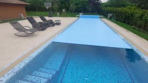 Бассейн с автоматическим покрывалом