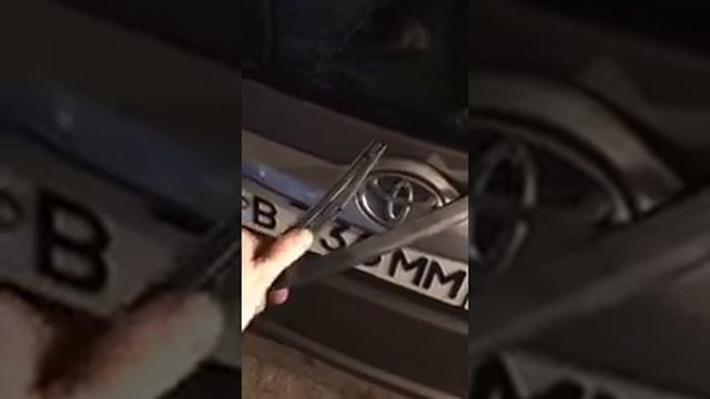Как снять задний дворник рактиса