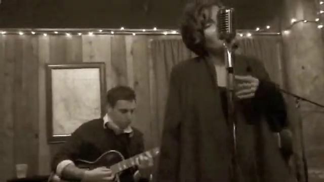 Erika Davies - Robot Girl.m4v смотреть онлайн