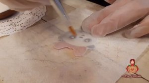 Как приклеить вафельную картинку на пряник / как приклеить картинку на вафельной бумаге.