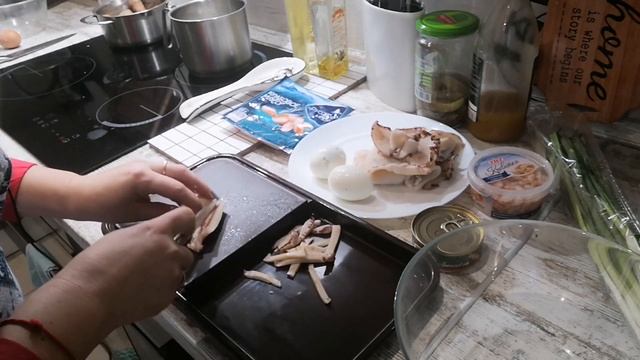 Салаты и закуски на новый год. 2021 смотреть онлайн