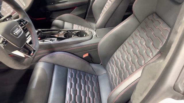 2022 Audi RS e-Tron GT walk around ! смотреть онлайн
