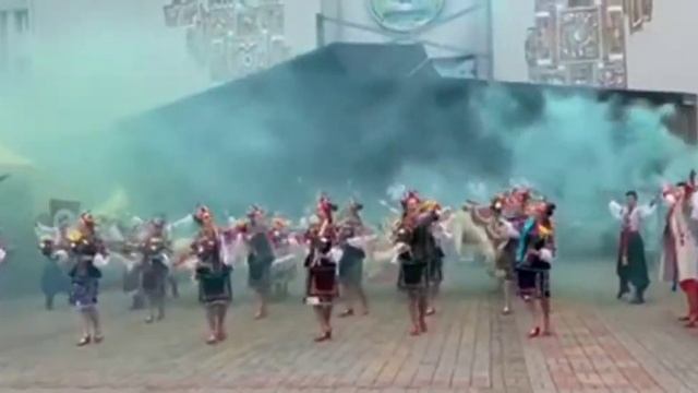 Народний ансамбль Ровесник смотреть онлайн