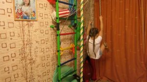 Упражнения на шведской стенке