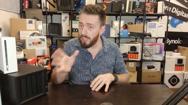 TrueNAS - Should You Use It? смотреть онлайн