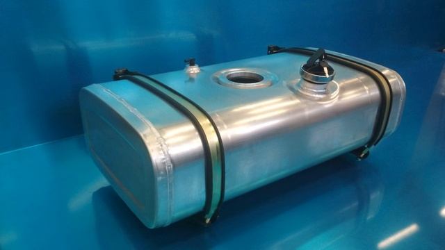 Топливные баки из алюминия для грузовиков смотреть онлайн