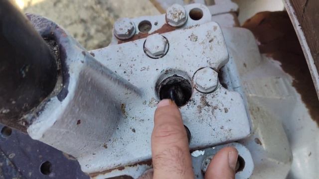 Мтз892.2, а вы помазали передний мост?