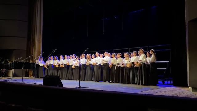 Хор девушек из оперы «Дубровский» муз. Э.Направника смотреть онлайн