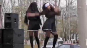 дарите женщинам цветы